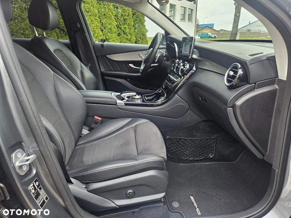 Mercedes-Benz GLC - 17