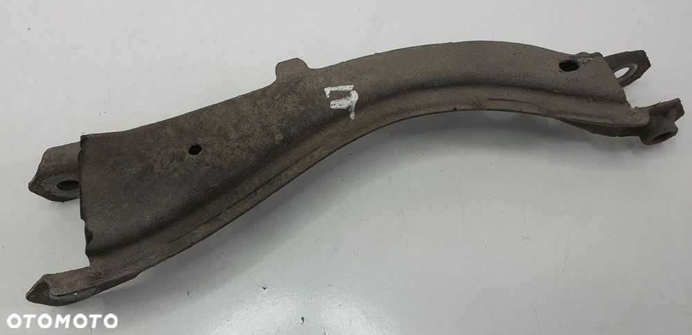 WAHACZ LEWY TYŁ VOLVO V70 II - 1