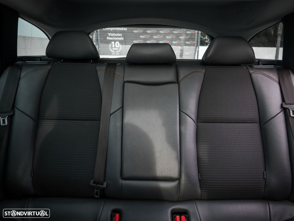 Peugeot 508 RXH 2.0 HDi Hybrid4 2-Tronic - 43