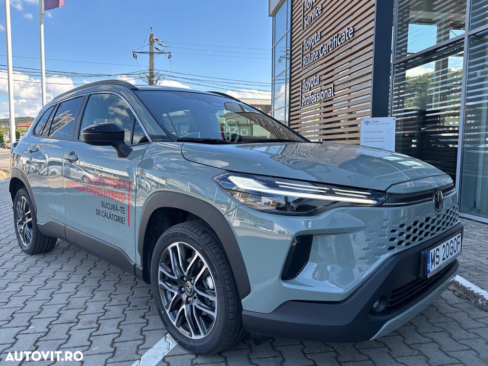 Toyota Corolla Cross - 2