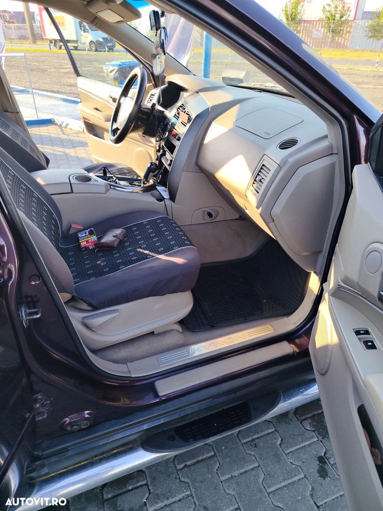 SsangYong Kyron - 8