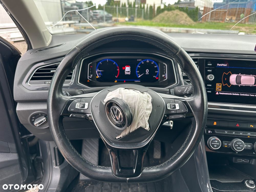 Volkswagen T-Roc - 24