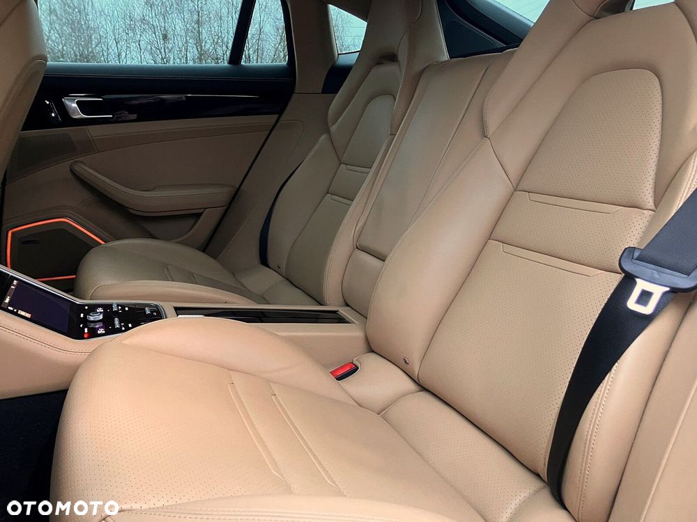 Porsche Panamera - 29