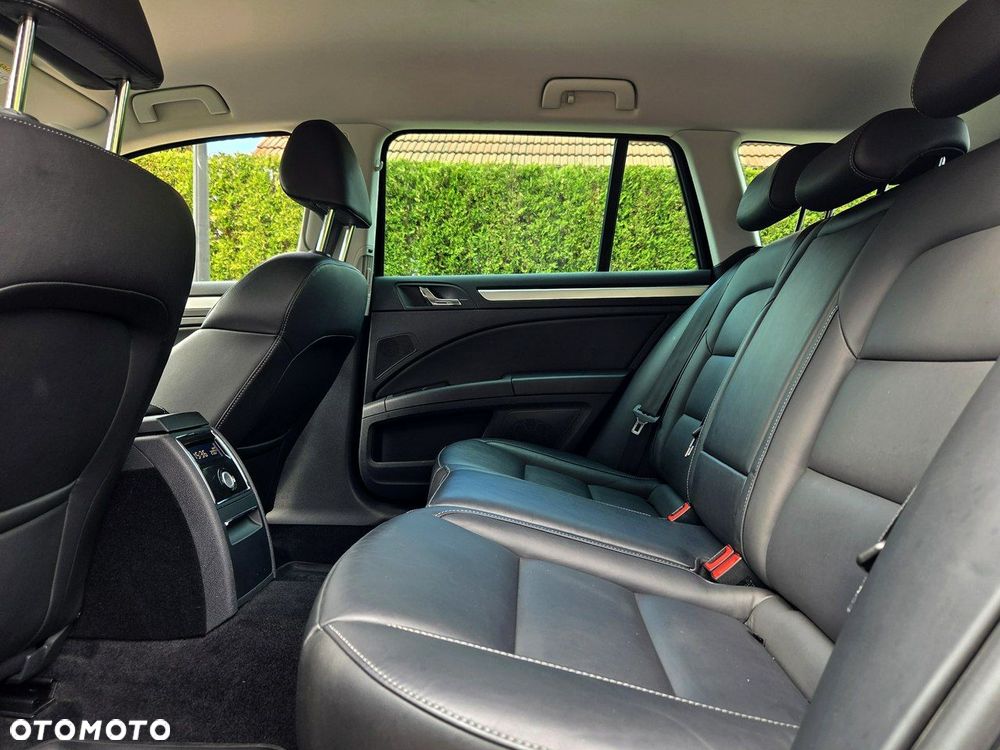 Skoda Superb 2.0 TDI Business - 12