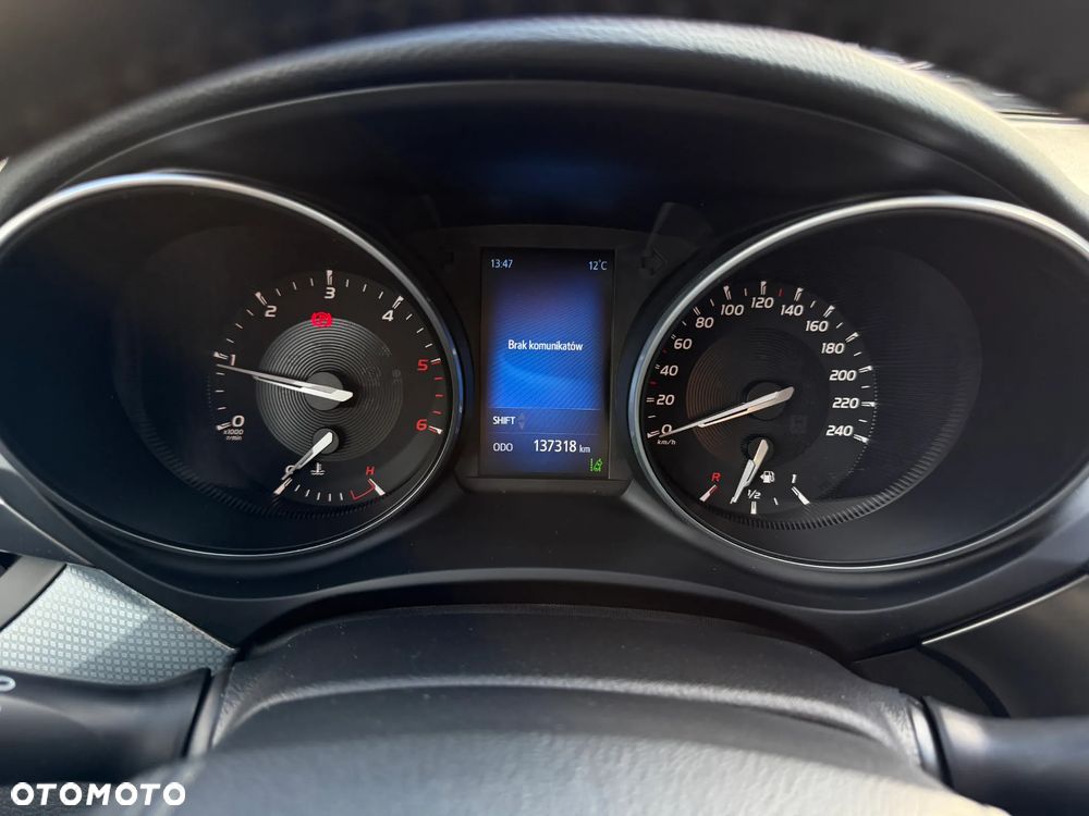 Toyota Avensis 2.0 D-4D Premium - 16