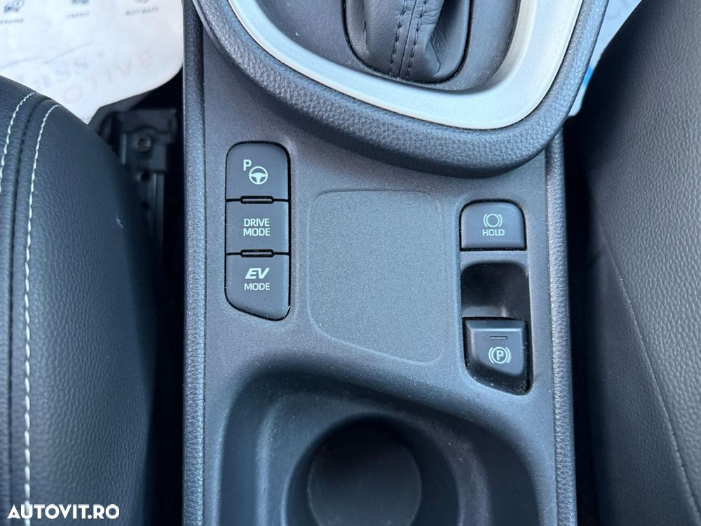 Toyota Yaris Cross 1.5 VVT-i HSD 4x2 Exclusive Elegant - 19