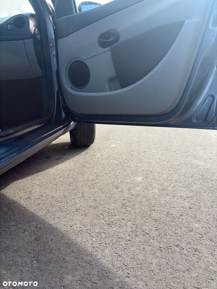 Renault Clio 1.2 16V Expression - 11