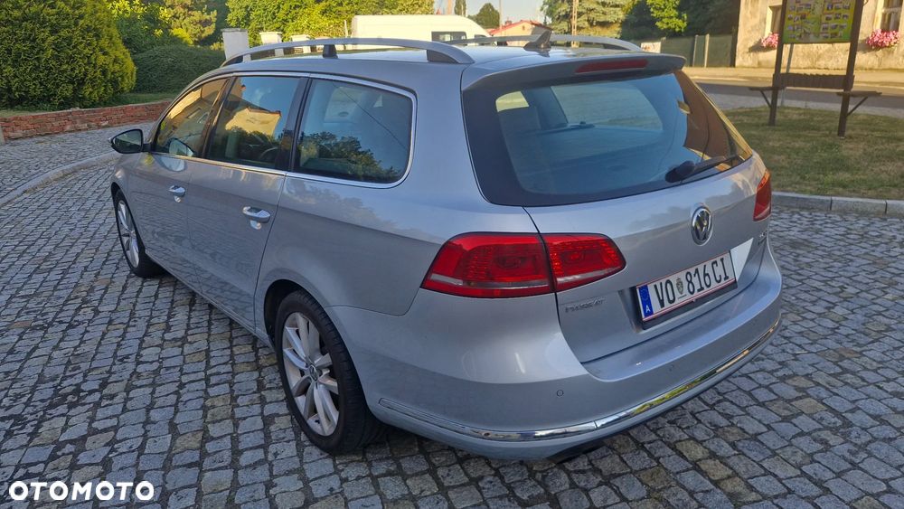 Volkswagen Passat 2.0 TDI 4Motion BlueMotion Technol Business Edition - 11