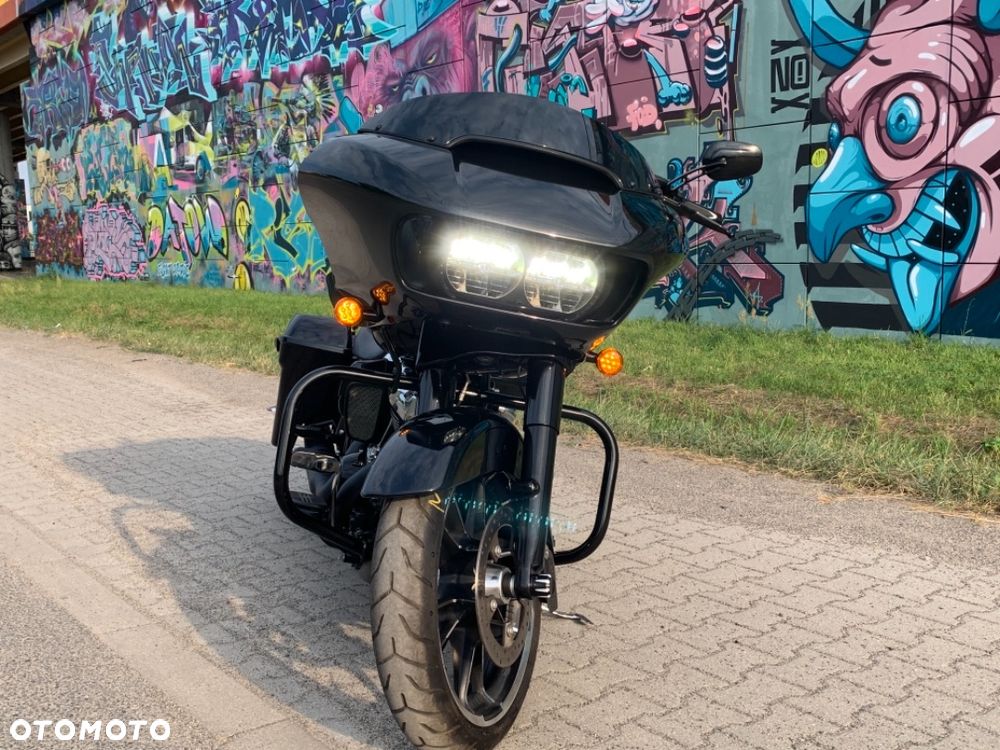 Harley-Davidson Touring Road Glide - 10