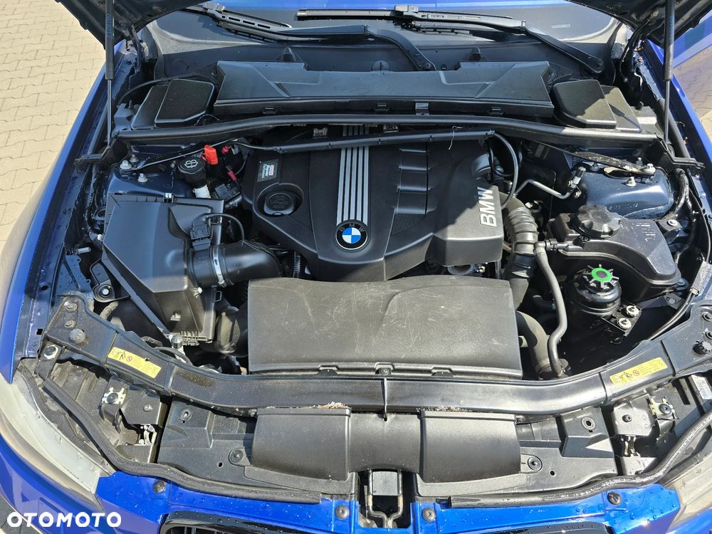 BMW Seria 3 320d xDrive DPF - 5