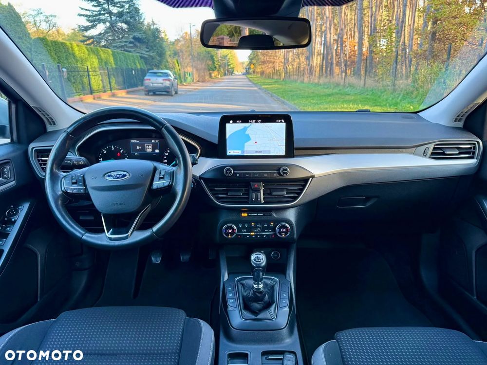 Ford Focus Turnier 1.5 EcoBlue Start-Stopp-System TITANIUM - 13