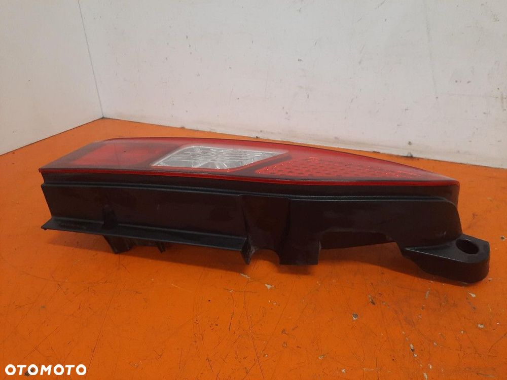 PEUGEOT PARTNER II 08-18 LAMPA TYŁ LEWA ZEWNĘTRZNA 9680545280 - 8