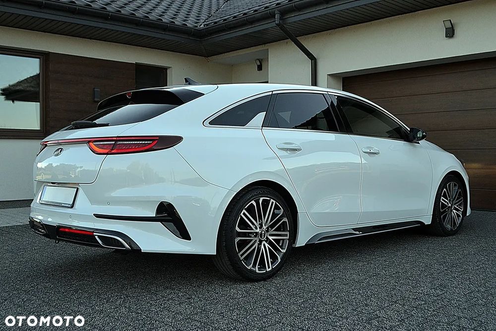 Kia ProCeed 1.5 T-GDI DCT7 OPF GT LINE - 10
