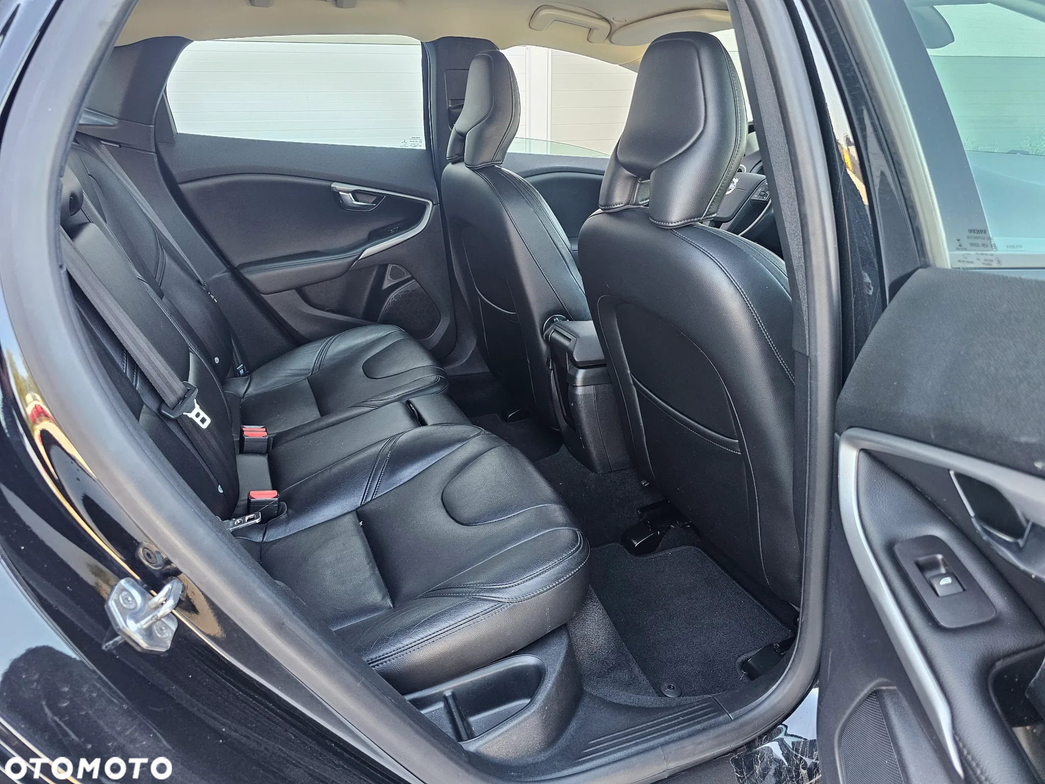 Volvo V40 D2 Momentum - 11