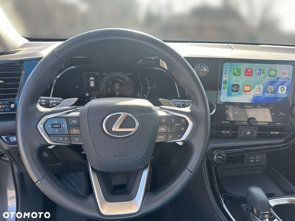 Lexus NX 350h Prestige AWD - 18