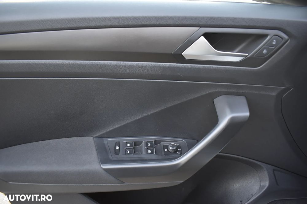 Volkswagen T-Roc 1.5 TSI DSG Sport - 26