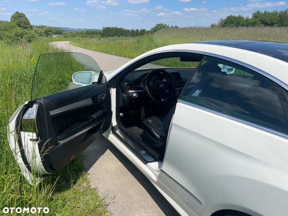 Mercedes-Benz Klasa E 500 Coupe 7G-TRONIC Avantgarde - 7