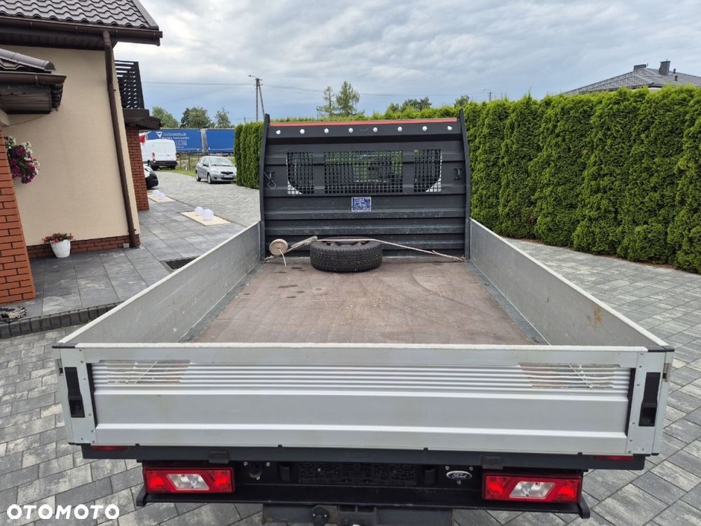 Ford Transit - 8