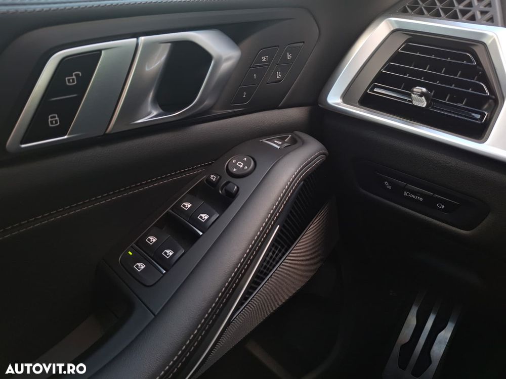 BMW X5 M M60i xDrive AT MHEV - 30