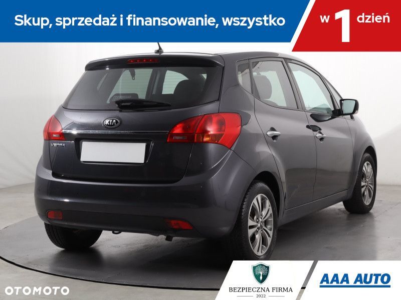 Kia Venga - 6