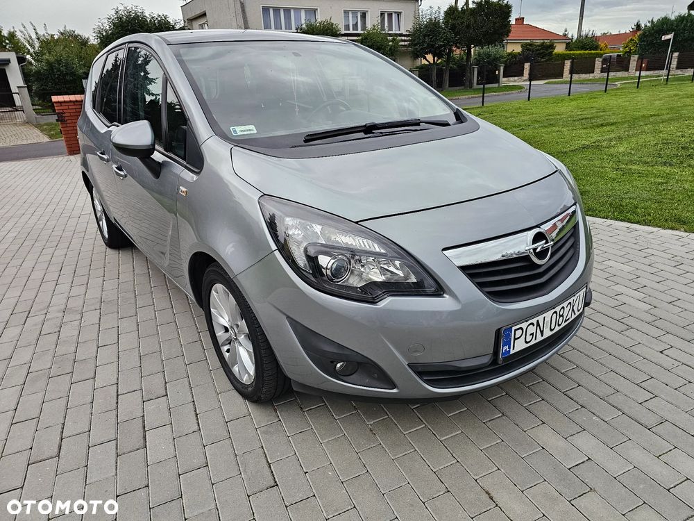 Opel Meriva 1.4 T Essentia - 1