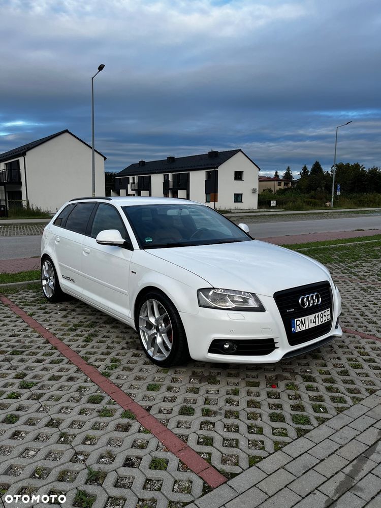 Audi A3 2.0 TDI DPF quattro S line Sportpaket - 1