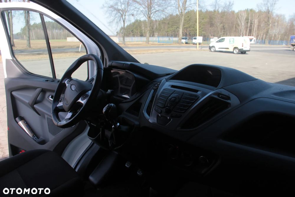 Ford Transit Custom Long - 26