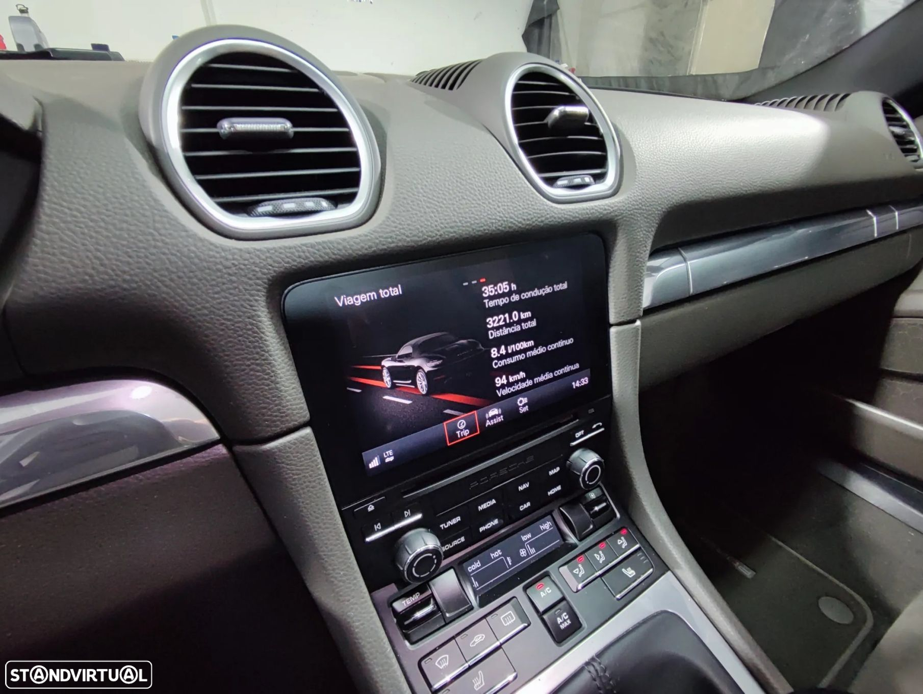 Porsche 718 Boxster 2.0 T - 22