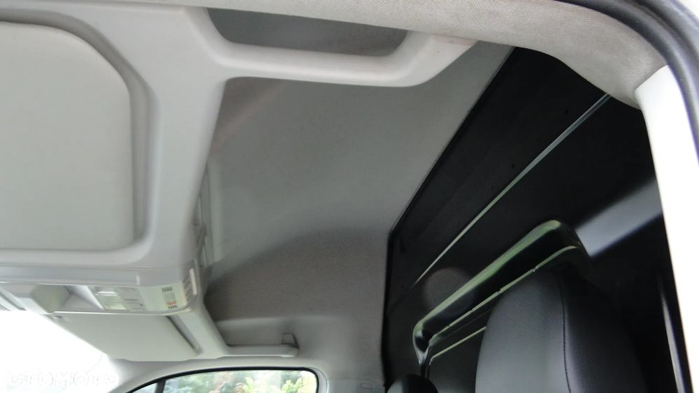 Volkswagen CRAFTER - 15
