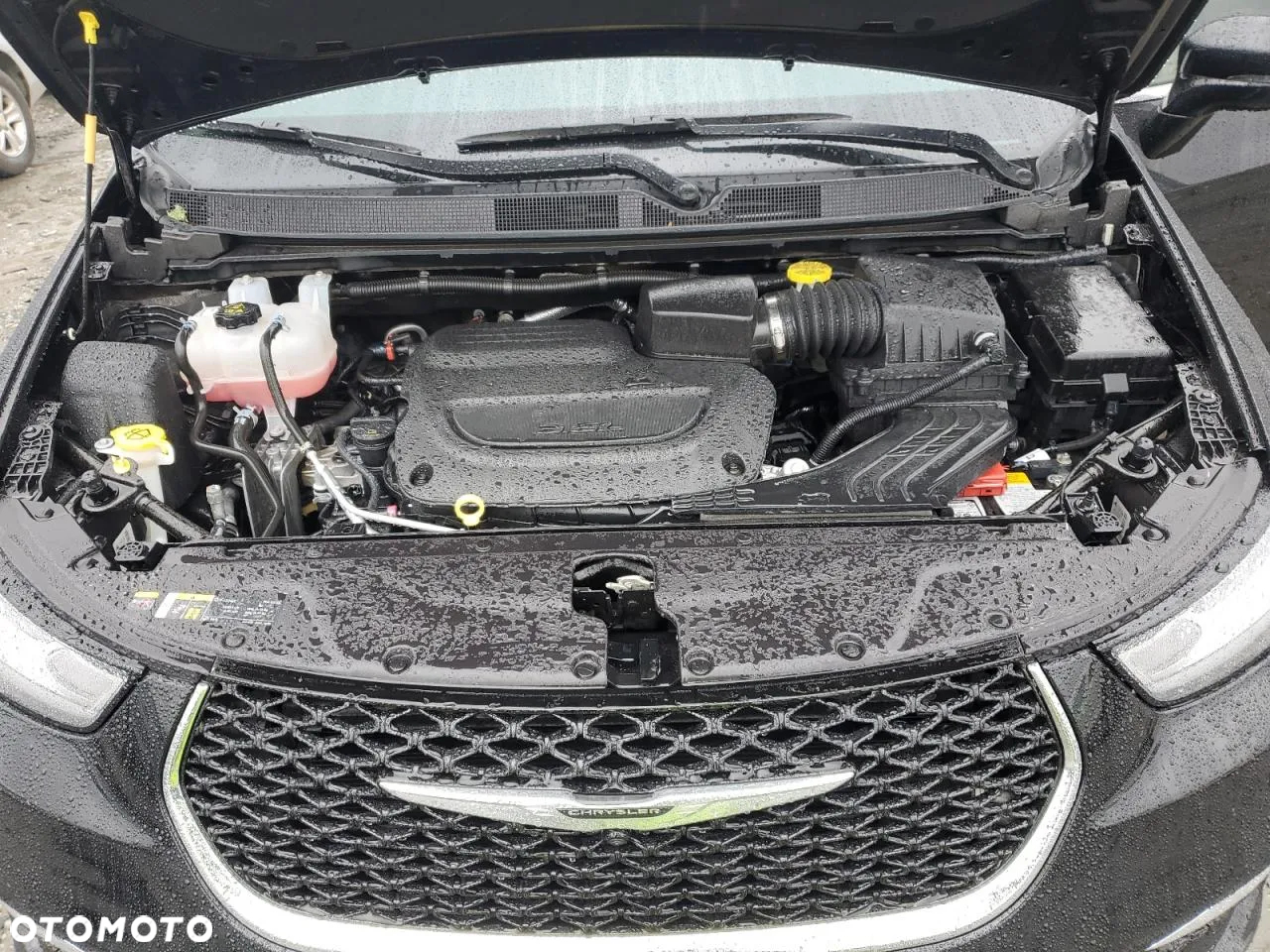 Chrysler Pacifica - 11