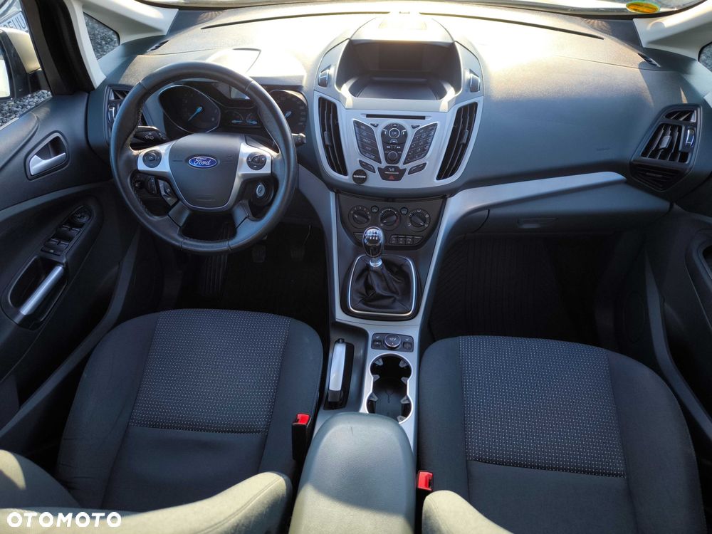 Ford C-MAX - 12
