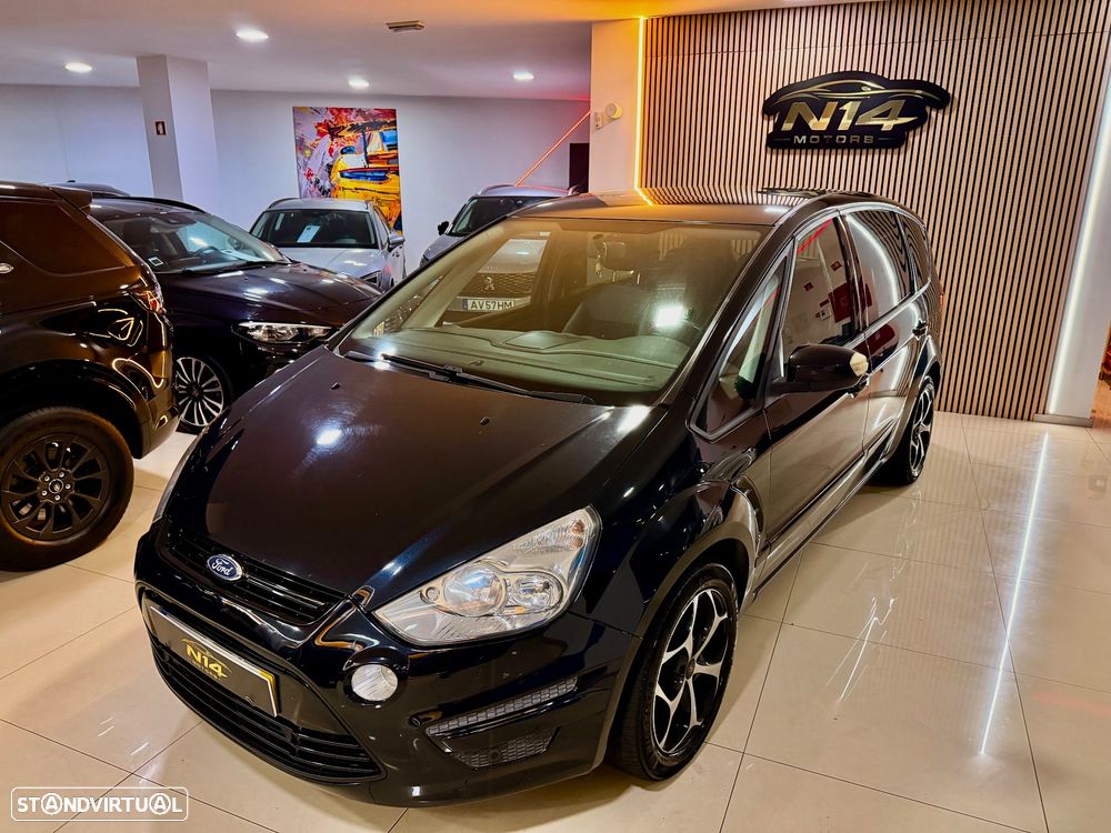 Ford S-Max 2.0 TDCi Titanium 7L 139g - 2
