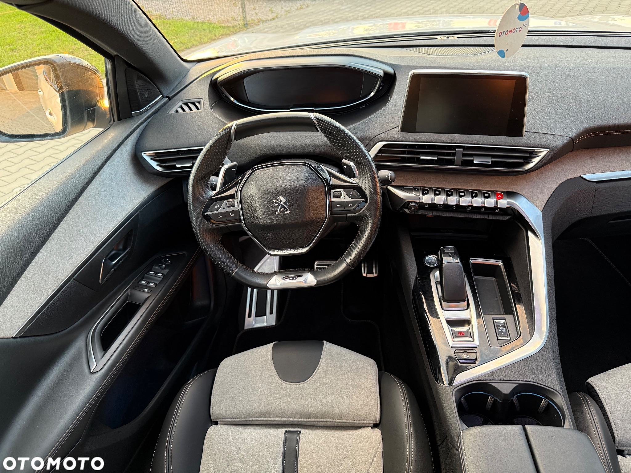 Peugeot 3008 Plug-In Hybrid4 300 e-EAT8 GT - 20