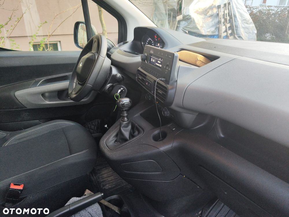 Peugeot Rifter - 6