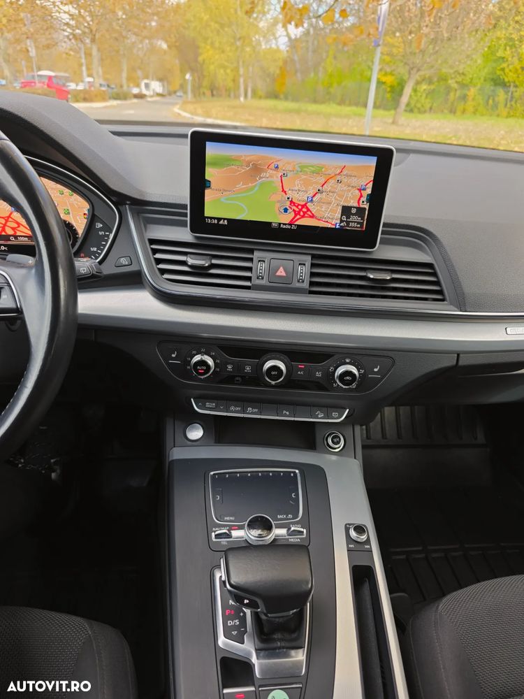 Audi Q5 2.0 40 TDI quattro S tronic Design - 14