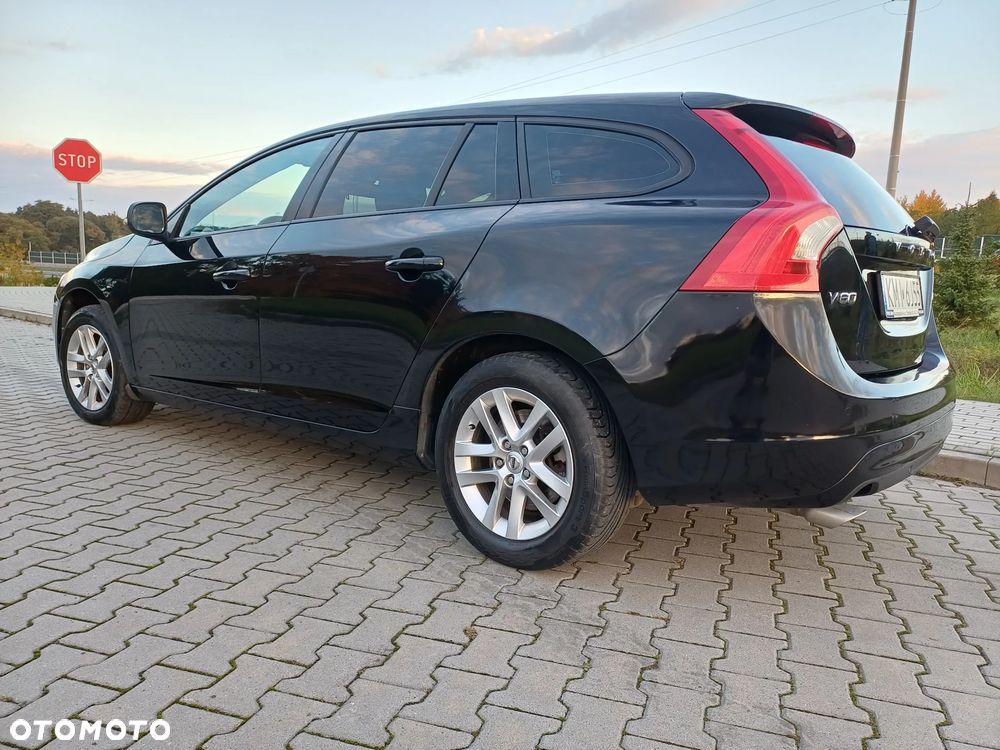 Volvo V60 D3 Kinetic - 8