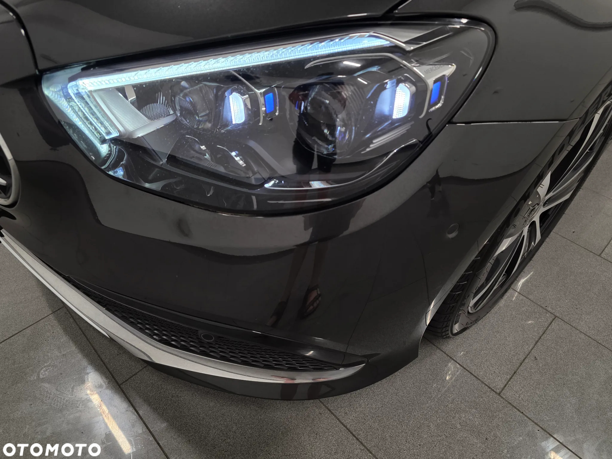 Mercedes-Benz Klasa E 300 de 9G-TRONIC Exclusive - 31