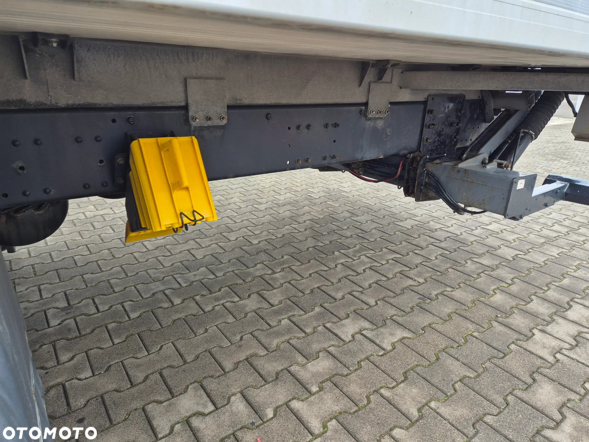MAN TGM 15.250 / KONTENER IZOTERMA / IGLOOCAR / WEBASTO PAKA + KABINA / EURO 6 / DŁUGI KONTENER / WINDA ZEPRO 1500KG / 1WŁ. / 2 SZTUKI - 18