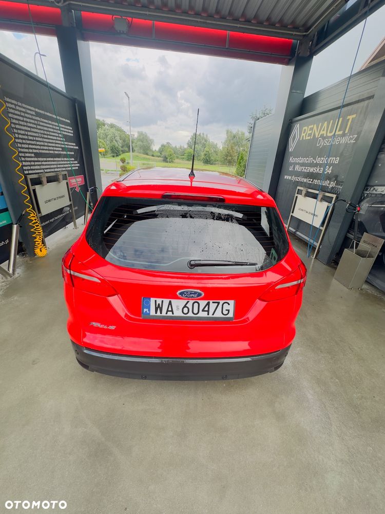 Ford Focus 1.5 TDCi SYNC Edition - 12