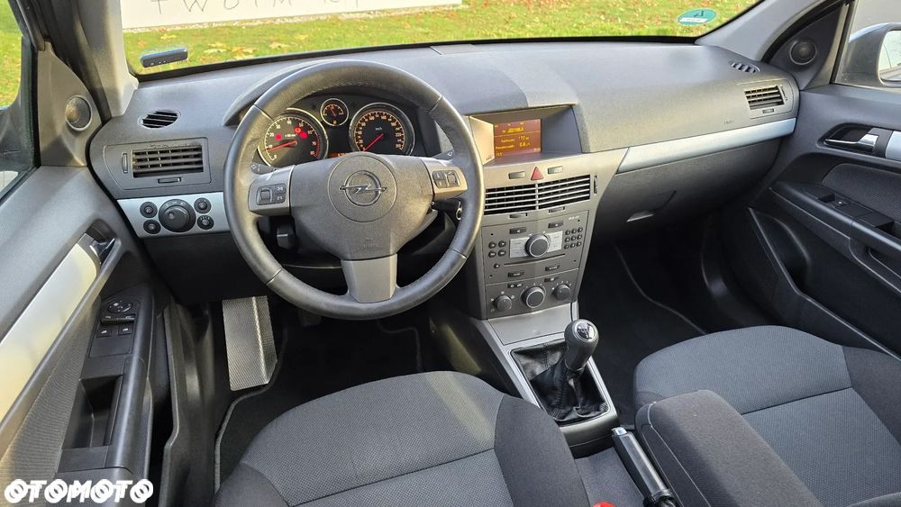 Opel Astra - 10