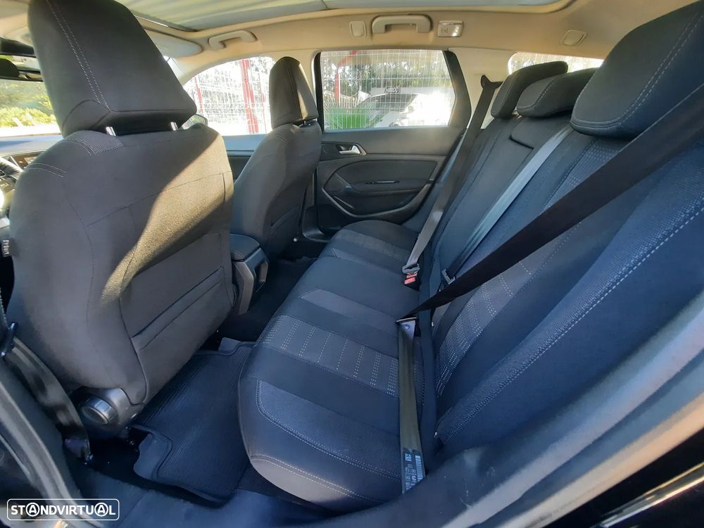 Peugeot 308 SW 1.6 BlueHDi Allure - 27