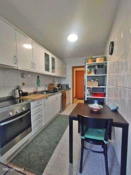 Apartamento T2 Moreira - Grande imagem: 4/12