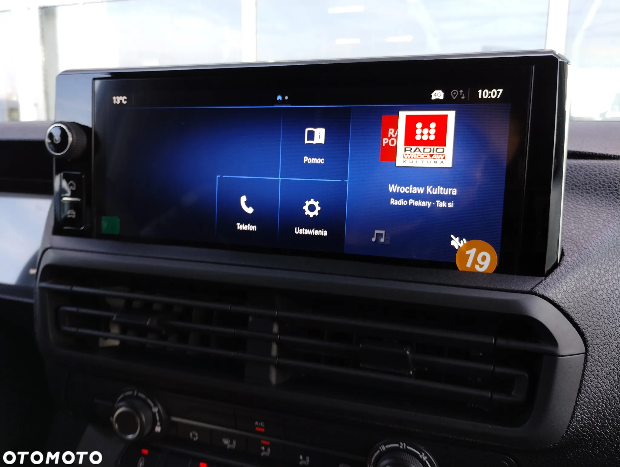 Opel Vivaro Extra Long - 13