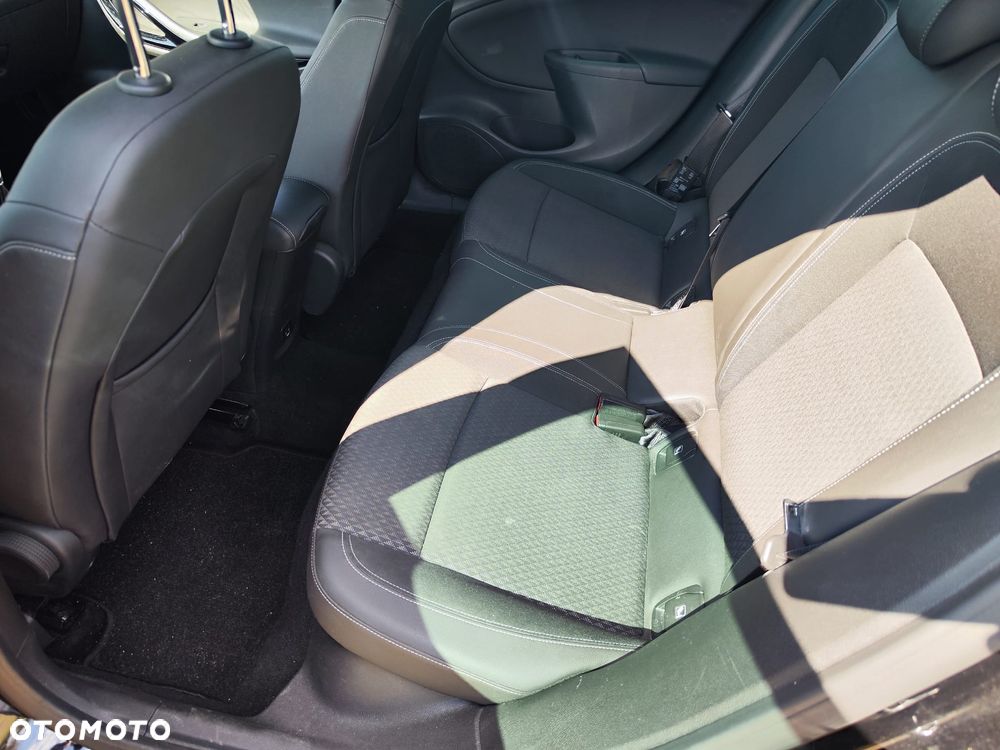 Opel Astra 1.6 BiTurbo D (CDTI) Start/Stop Innovation - 13
