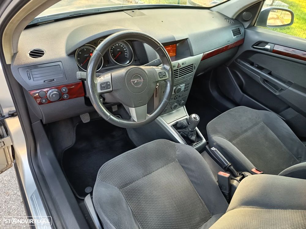 Opel Astra 1.7 CDTi Elegance - 13
