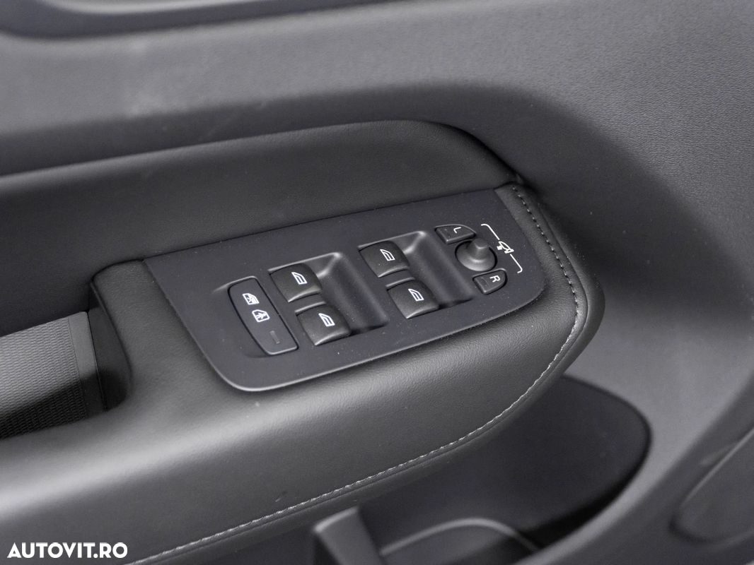 Volvo XC 60 - 24