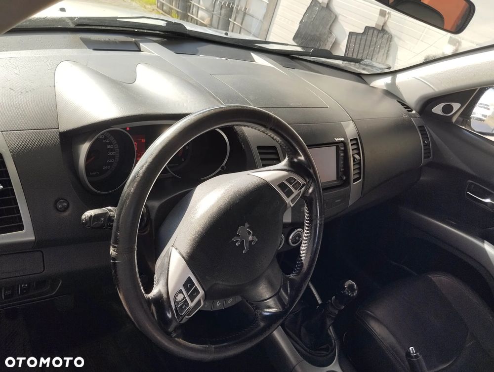 Peugeot 4007 2.2HDi Platinum - 9