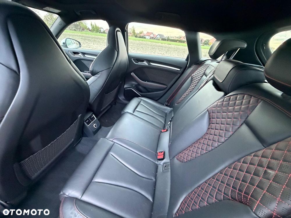 Audi RS Q3 Sportback - 13