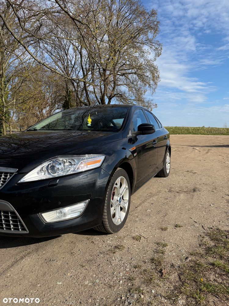 Ford Mondeo 2.5 Black Magic - 24
