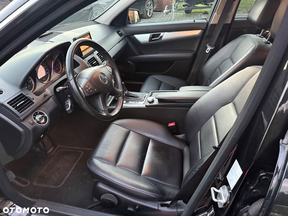 Mercedes-Benz Klasa C 250 CDI 7G-TRONIC Avantgarde Edition - 21